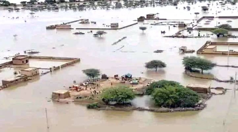 



جسر جوي سعودي لإغاثة منكوبي السيول والفيضانات في السودان.
