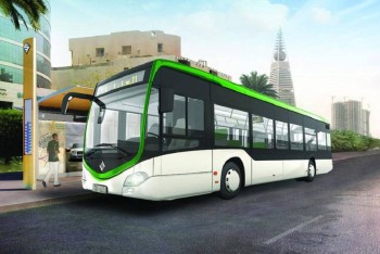 يجب ألا يزيد العمر التشغيلي للحافلات المستخدمة في النقل العام داخل المدن على 10 سنوات من سنة الصنع