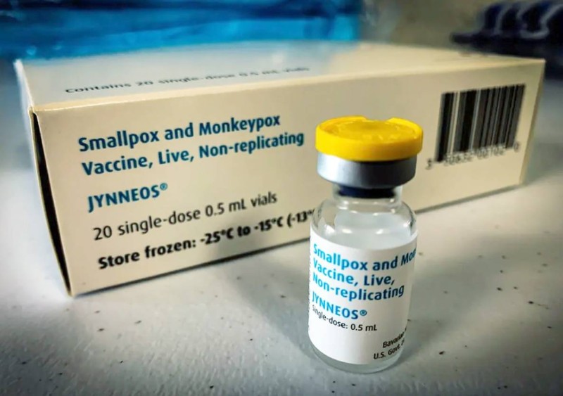 



اللقاح الوحيد لجدري القرود تختزن أمريكا 16 مليون جرعة منه. (وكالات)