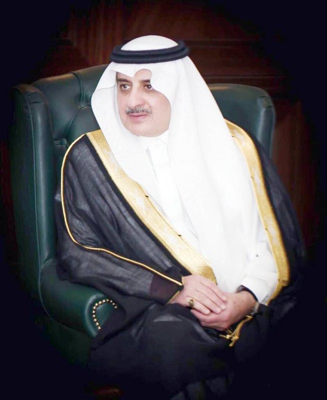 



الأمير فهد بن سلطان