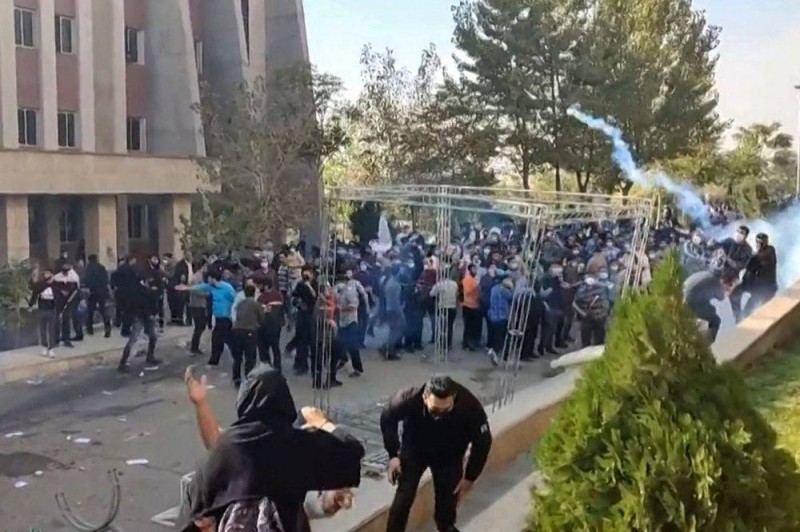 الاحتجاجات في إيران في تزايد.