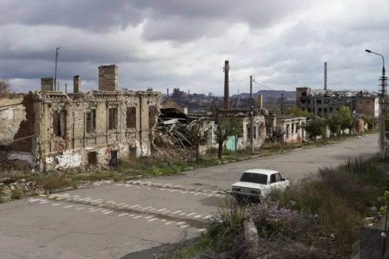 جانب من الدمار الذي حل بمدينة ماريوبول الأوكرانية جراء الحرب