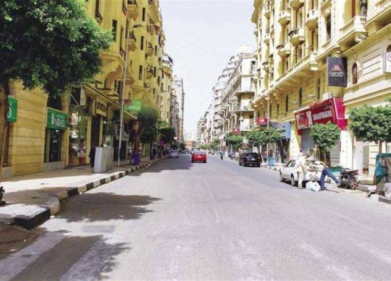 شارع طلعت حرب وسط العاصمة المصرية القاهرة