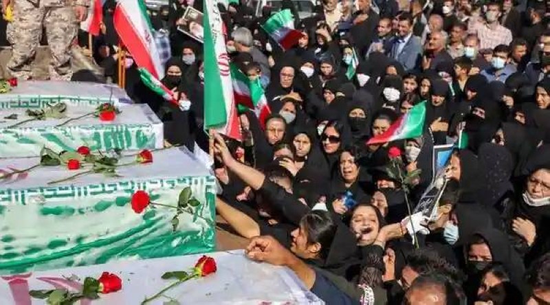 تشييع ضحايا الاحتجاجات وإطلاق النار في إيران.