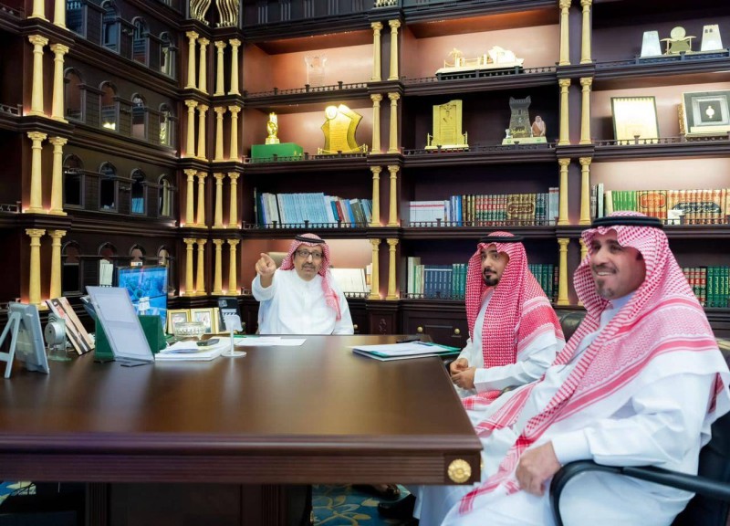 أكد أمير الباحة الدور المهم للقيادة الرشيدة في تطوير وتنمية القطاع غير الربحي