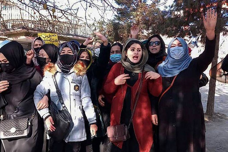 مظاهرات نسائية في كابول.