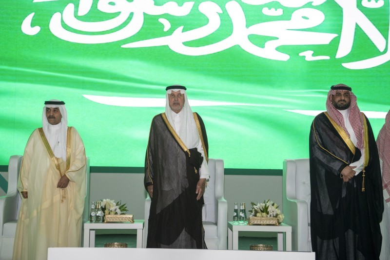 أمير مكة لدى افتتاح الملتقى.