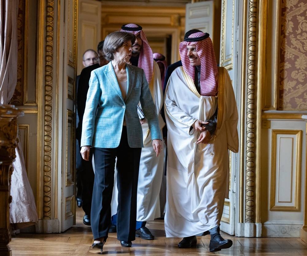 وزير الخارجية الأمير فيصل بن فرحان ووزيرة خارجية فرنسا كاثرين كولونا