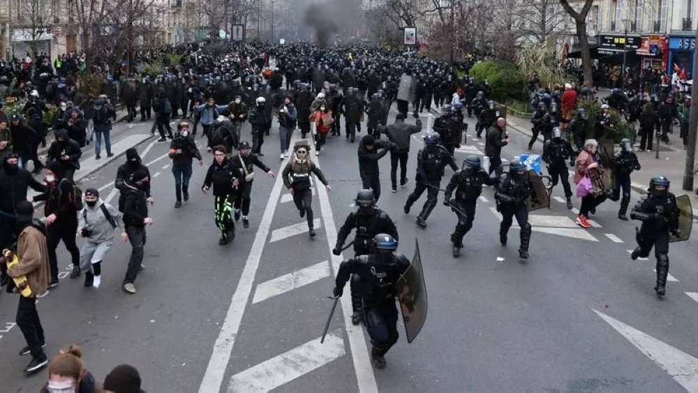احتجاجات فرنسا اليوم.