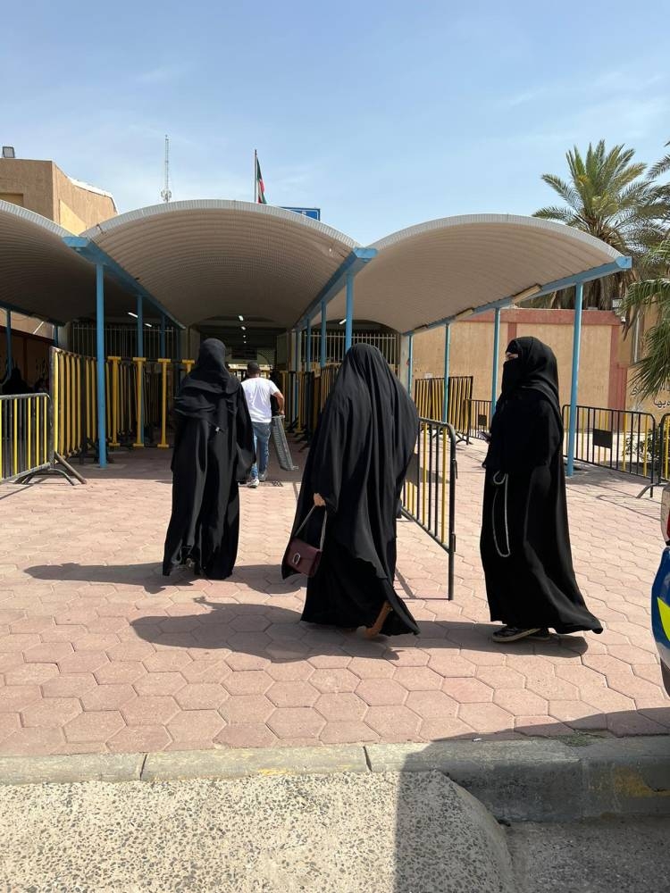 إقبال نسائي على الانتخابات التشريعية الكويتية