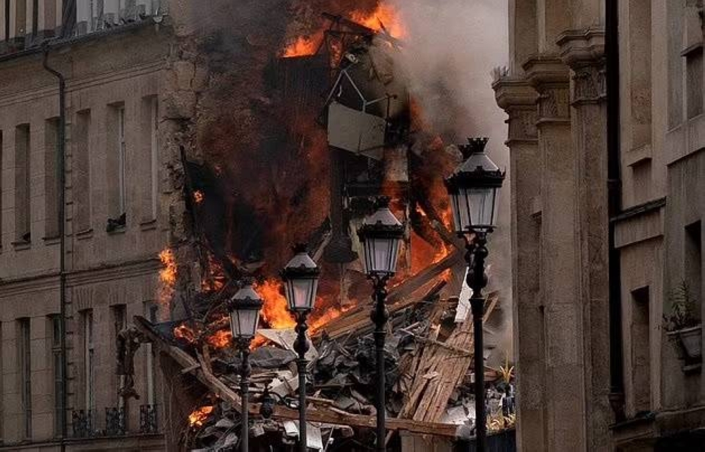 منازل مدمرة جراء انفجار الغاز في باريس.