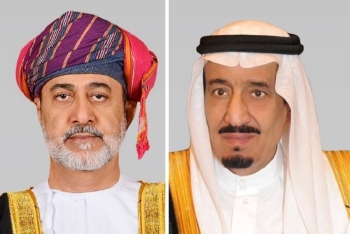 خادم الحرمين الشريفين الملك سلمان بن عبدالعزيز وسلطان عمان هيثم بن طارق