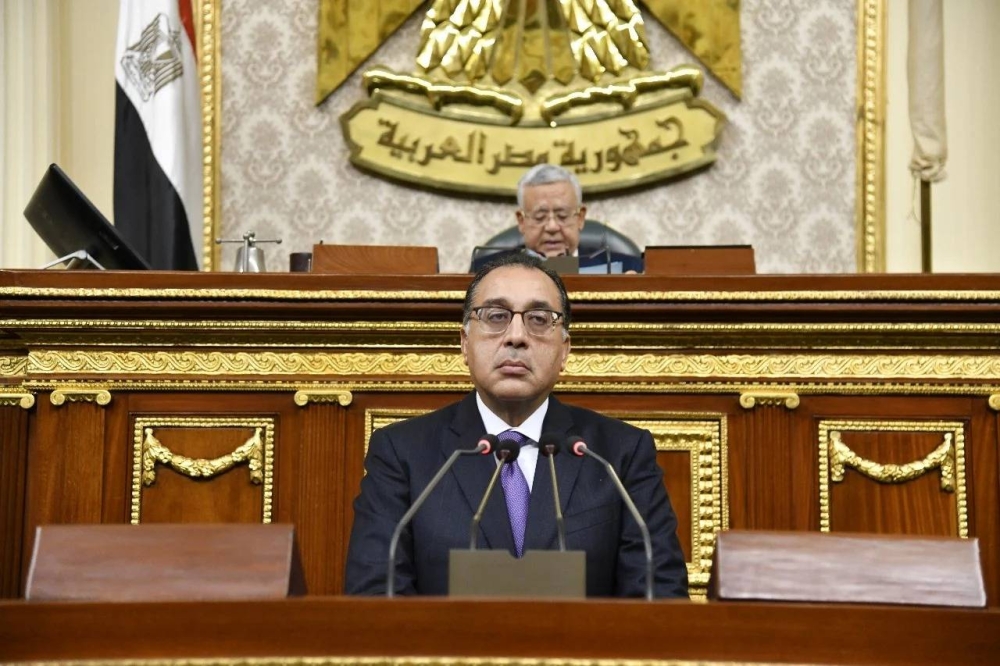  رئيس الوزراء المصري متحدثا أمام مجلس النواب.
