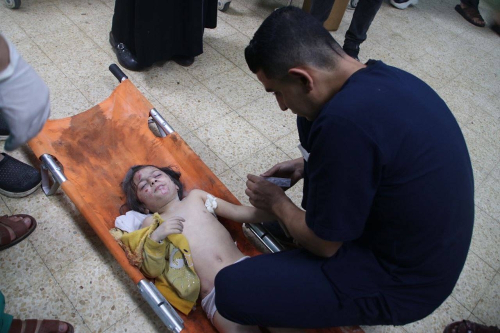 أطفال ضحايا القصف الإسرائيلي على غزة.