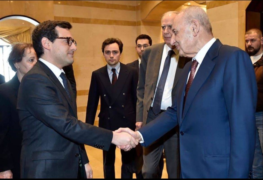 الوزير الفرنسي مع رئيس البرلمان اللبناني