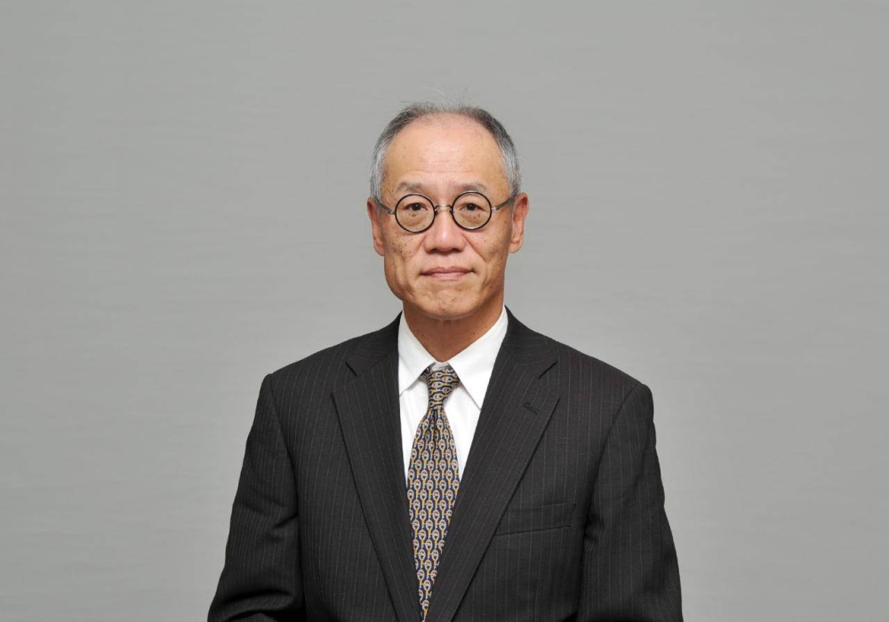 سفير اليابان فوميو إيواي