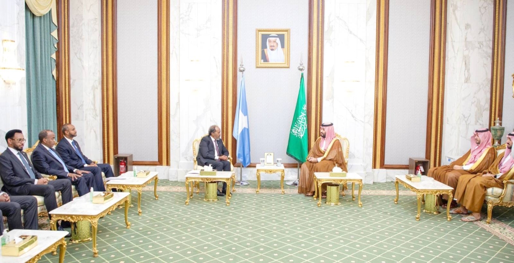 



ولي العهد يستقبل رئيس جمهورية الصومال الفيدرالية. (واس)