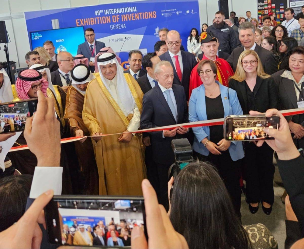 السديري يفتتح الجناح السعودي المشارك في معرض جنيف الدولي للاختراعات 49
