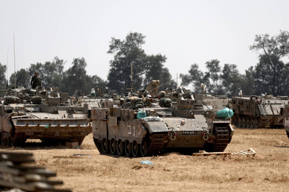 تطويق جنوب غزة.. انتشار عسكري إسرائيلي شرق وغرب معبر رفح