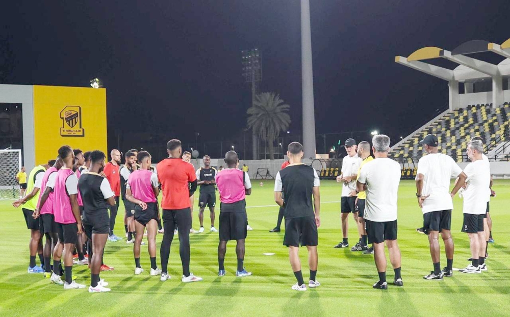 الاتحاد يستعد لانطلاقة الدوري بـ«ودية» القادسية