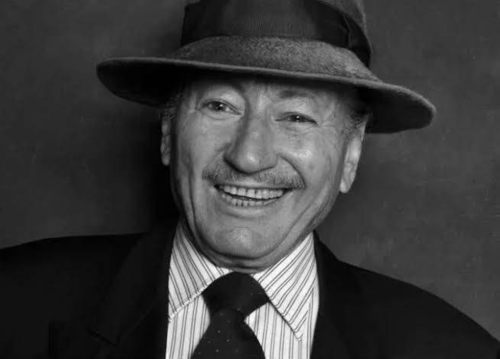 رحيل محمد لخضر حمينة.. وداعا سيد السعفة الذهبية العربية