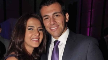  الفنانة المصرية دنيا سمير غانم وزوجها الإعلامي المصري رامي رضوان. 