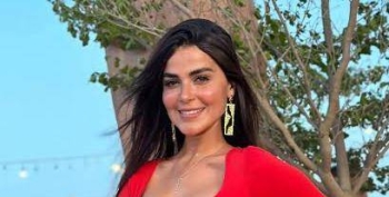  رانيا منصور.