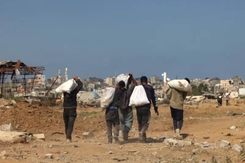 جيش الاحتلال ينذر مدينة غزة.. تهجير جديد لتوسيع نطاق الحرب