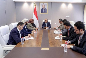 رئيس الوزراء اليمني يثمن جهود السعودية لخدمة ضيوف الرحمن