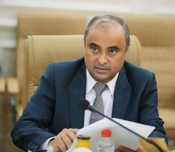 الحكومة اليمنية تحظر التعامل بالعملات الأجنبية داخل البلاد