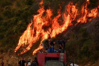 حرائق الغابات تجتاح أوروبا وتخلّف خسائر بشرية ومادية